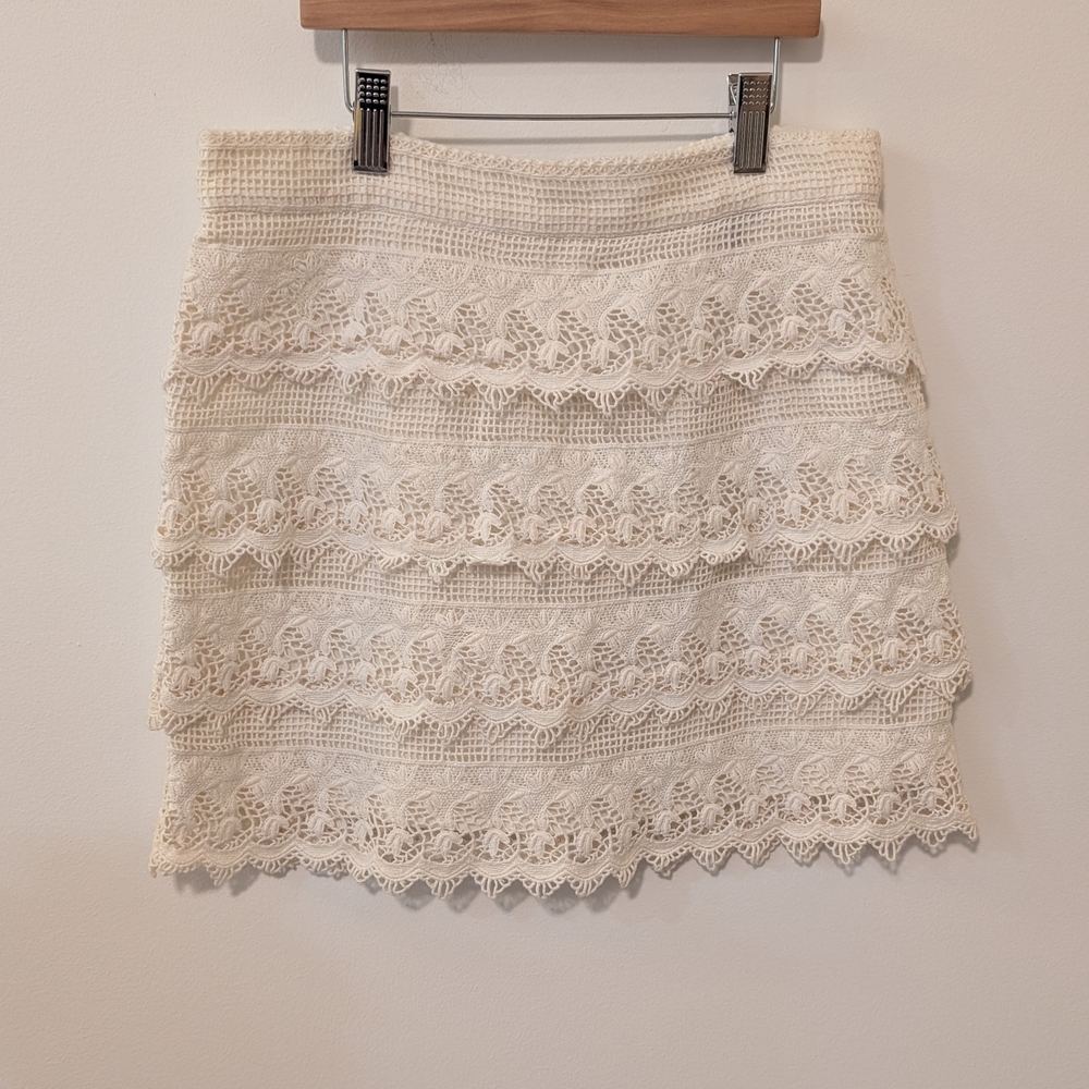 American Eagle Outfitters Cream Crochet Lace Mini Skirt Size 2